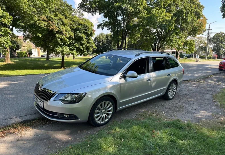 Skoda Superb 2013 - 7
