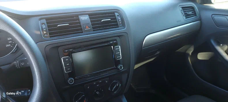 Volkswagen Jetta 2015 - 17