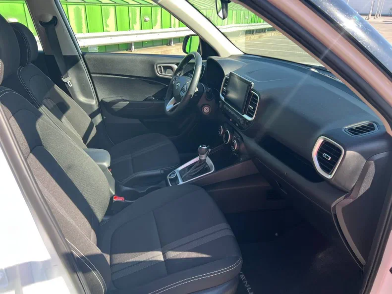 Hyundai Venue 2020 - 15