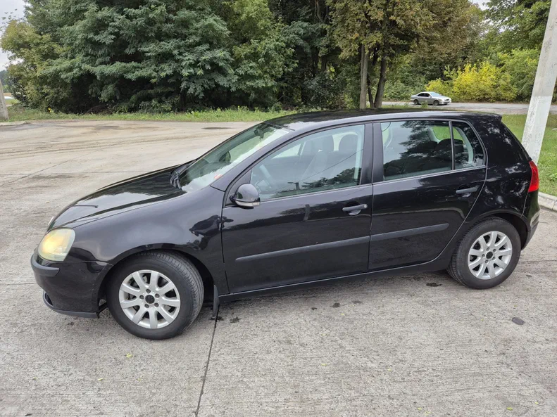 Volkswagen Golf 2004