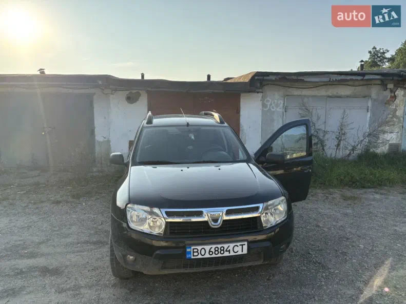 Dacia Duster 2011