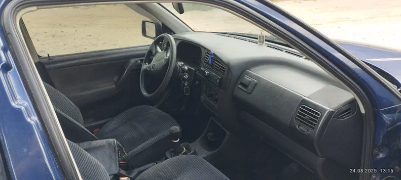 Volkswagen Golf 1994 - 6