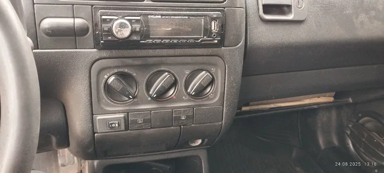 Volkswagen Golf 1994 - 19