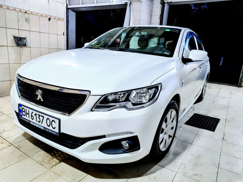 Peugeot 301 2017