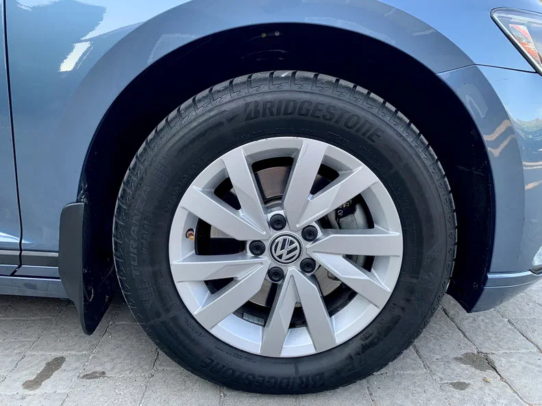 Volkswagen Passat 2018 - 18