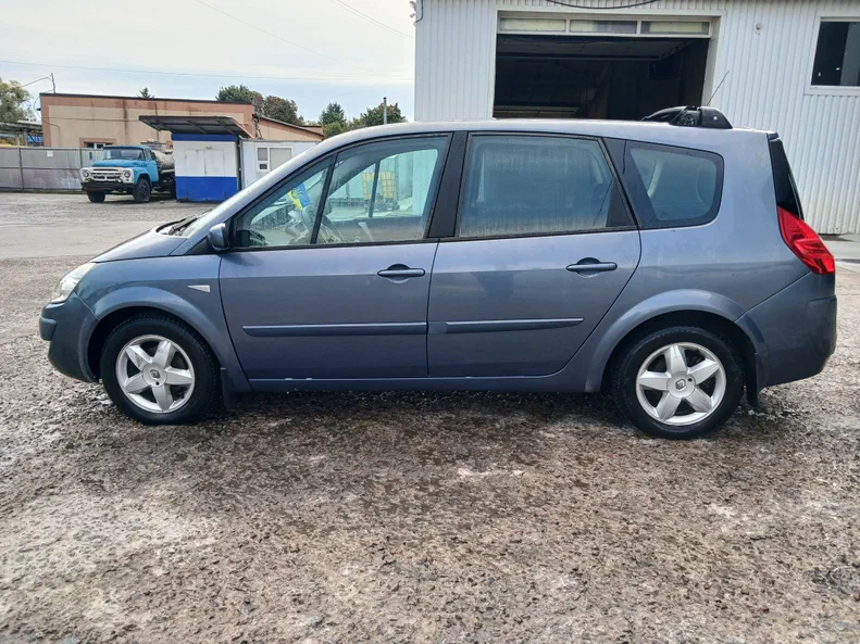 Renault Scenic 2007 - 8
