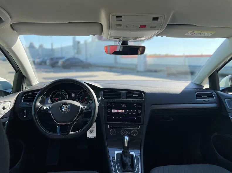 Volkswagen Golf 2020