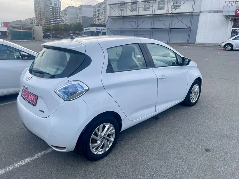 Renault ZOE 2019 - 8