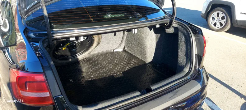 Volkswagen Jetta 2015 - 19