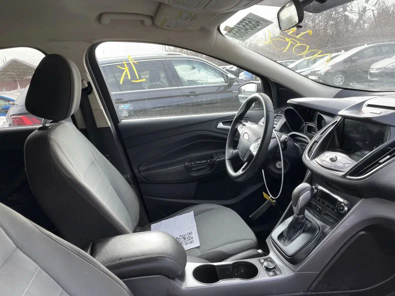 Ford Escape 2015 - 14