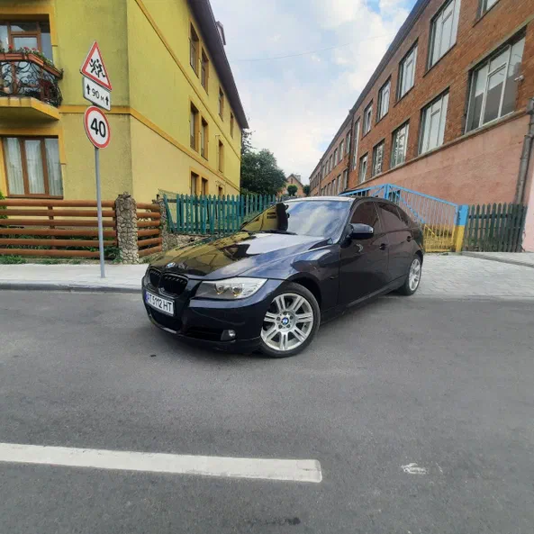 BMW 3 серія 2009 - 16