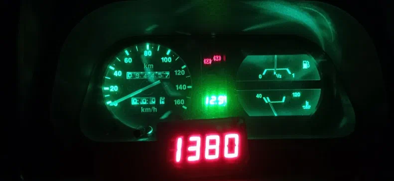 ЗАЗ 1102 «Таврія» 2000 - 10