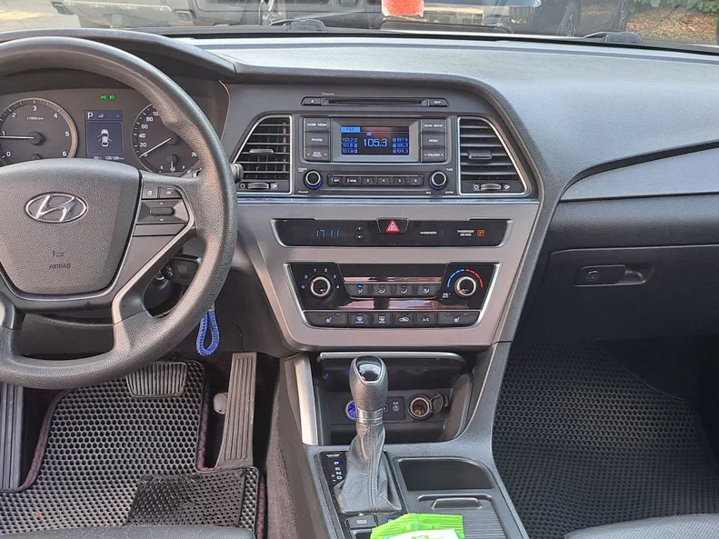 Hyundai Sonata 2016 - 24