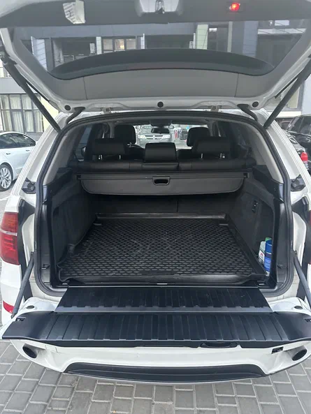 BMW X5 2012 - 10