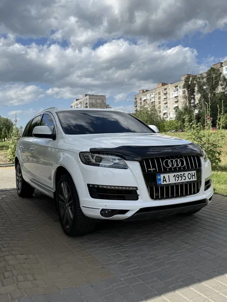 Audi Q7 2011 - 8