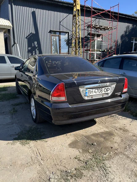 Mitsubishi Diamante 2001 - 12