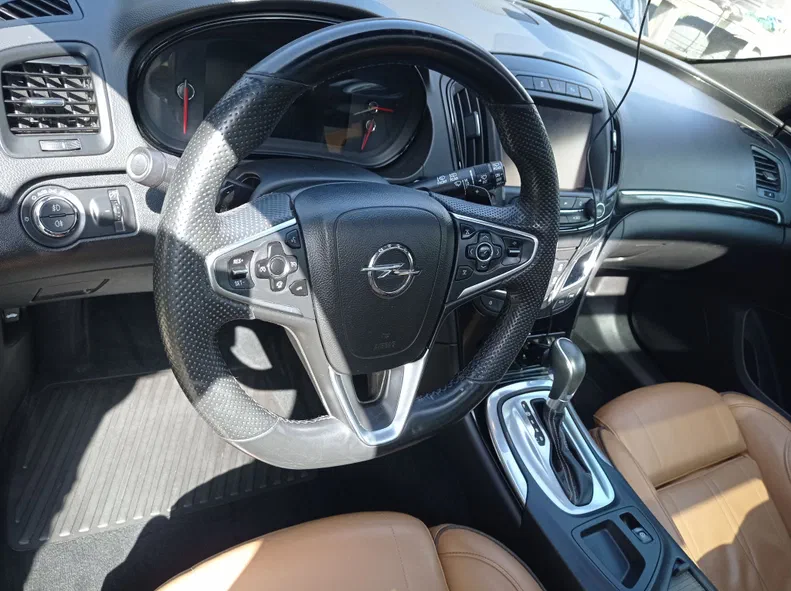 Opel Insignia 2017 - 11