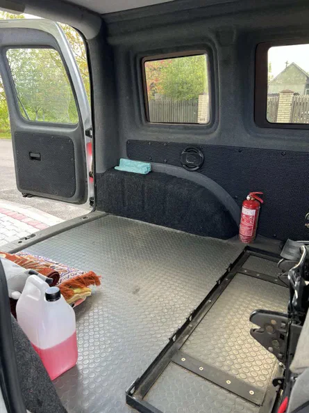 Volkswagen Caddy 2004 - 8