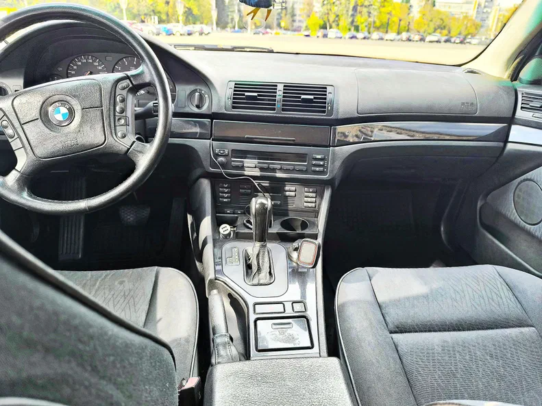 BMW 5 серія 2000 - 13