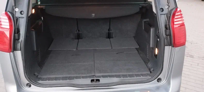 Peugeot 5008 2015 - 12