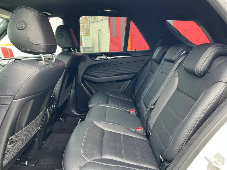 Mercedes-Benz GLE 2016 - 20