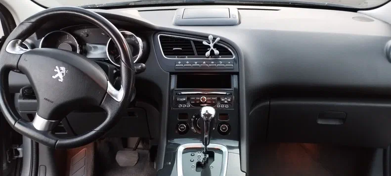 Peugeot 5008 2015 - 6