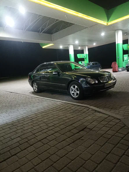Mercedes-Benz C-Клас 2001 - 9