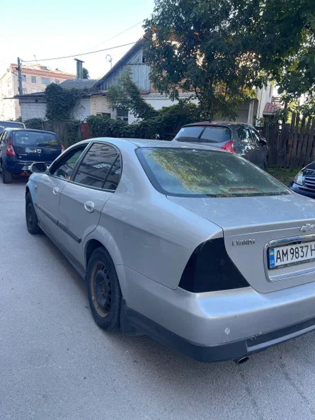 Chevrolet Evanda 2006 - 11