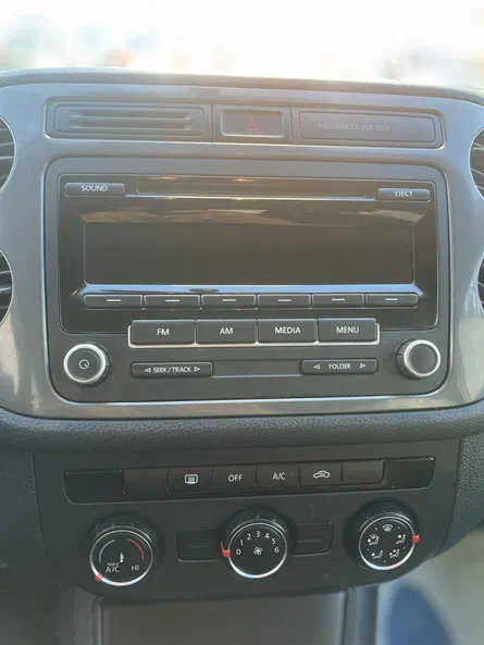 Volkswagen Tiguan 2013 - 19