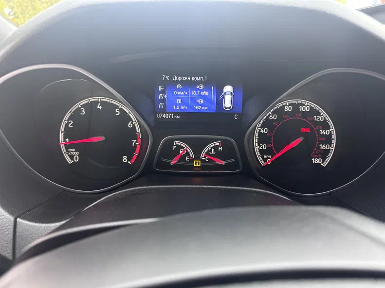 Ford Focus ST 2016 - 7