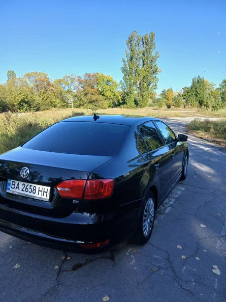 Volkswagen Jetta 2014 - 6