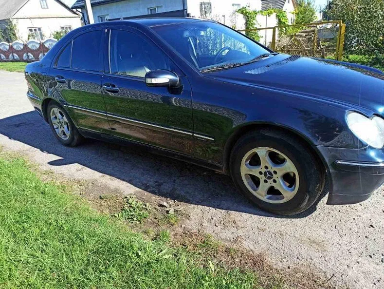 Mercedes-Benz C-Клас 2001 - 5
