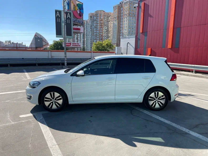 Volkswagen Golf 2020 - 27