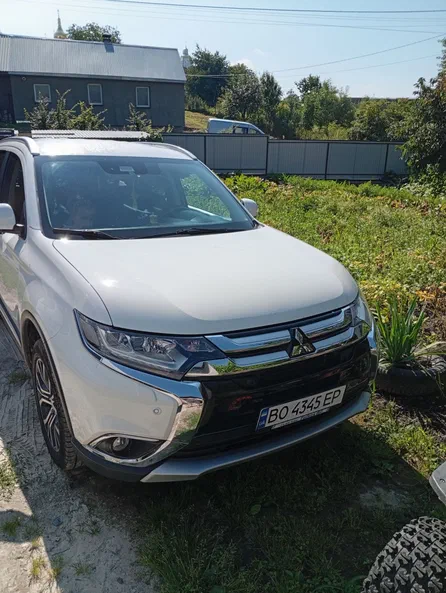 Mitsubishi Outlander 2017