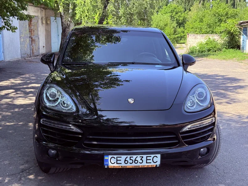 Porsche Cayenne 2012 - 8