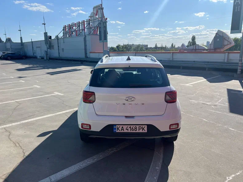 Hyundai Venue 2020 - 8