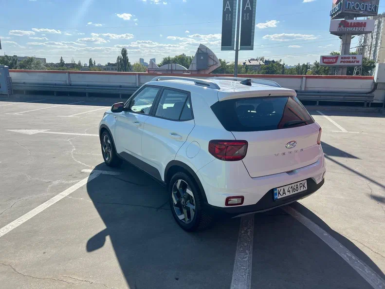 Hyundai Venue 2020 - 7