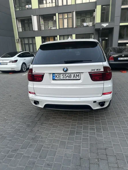 BMW X5 2012 - 29