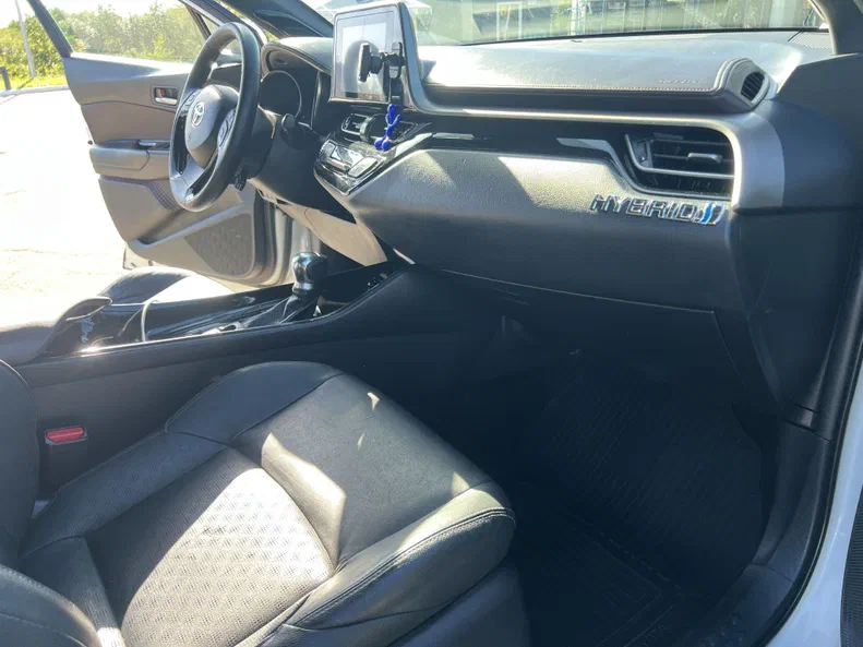 Toyota C-HR 2018 - 24