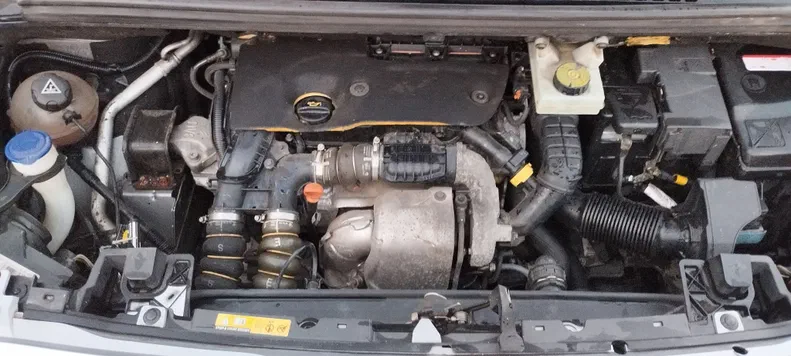 Peugeot 5008 2015 - 13