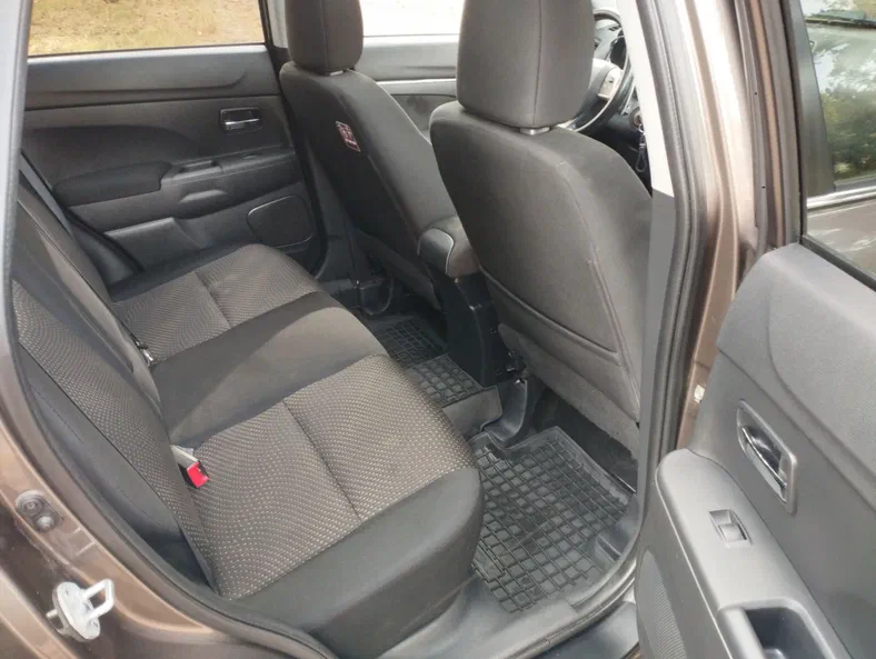 Mitsubishi ASX 2014 - 18