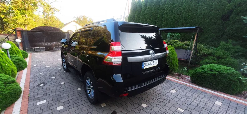 Toyota Land Cruiser Prado 2017 - 6