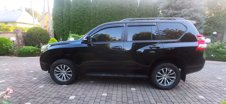 Toyota Land Cruiser Prado 2017