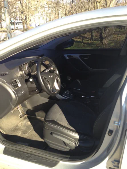 Hyundai Elantra 2013 - 10