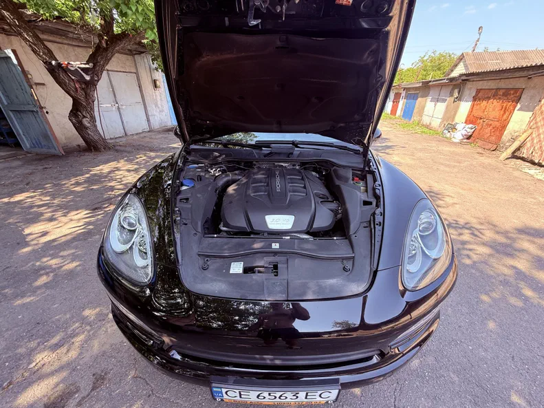 Porsche Cayenne 2012