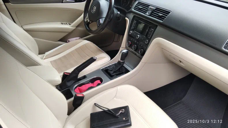 Volkswagen Passat 2015 - 16