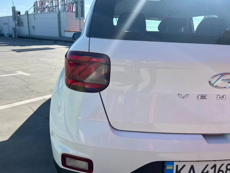 Hyundai Venue 2020 - 12