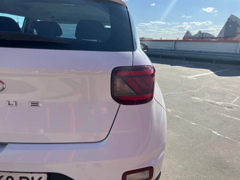 Hyundai Venue 2020 - 11