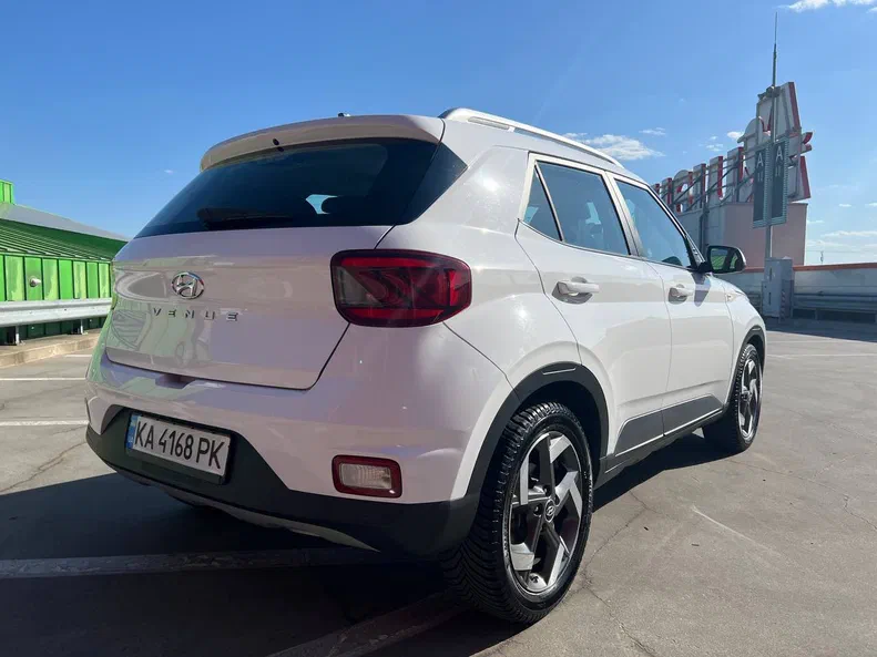 Hyundai Venue 2020 - 10