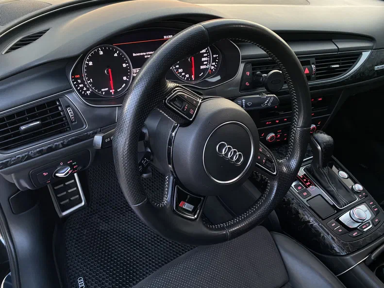 Audi A6 2015